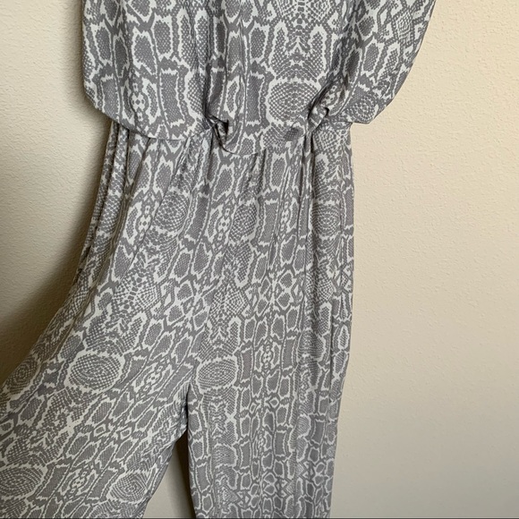 MSK Two-Toned Gray Snakeskin Jumpsuit - Size L (EUC) - Picture 2 of 6